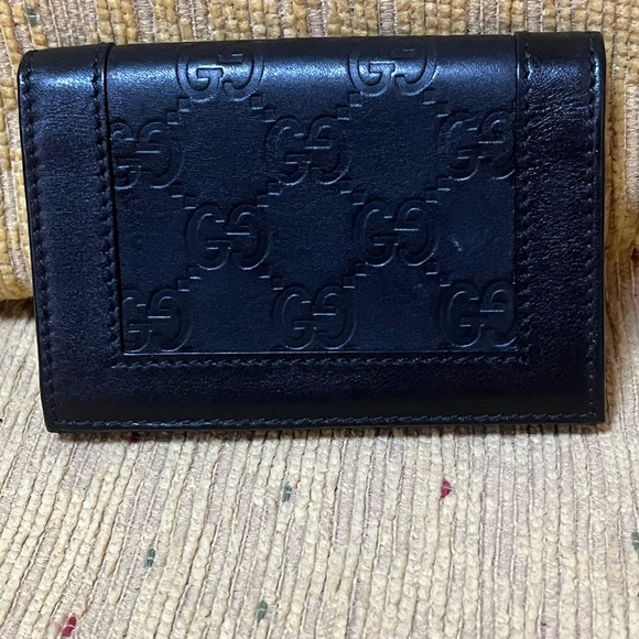 GUCCI  💕6 HOURS ONLY💕AUTH LEATHER EMBOSSED INTERLOCKING G’S WALLET. GORGEOUS NEW - Picture 3 of 8